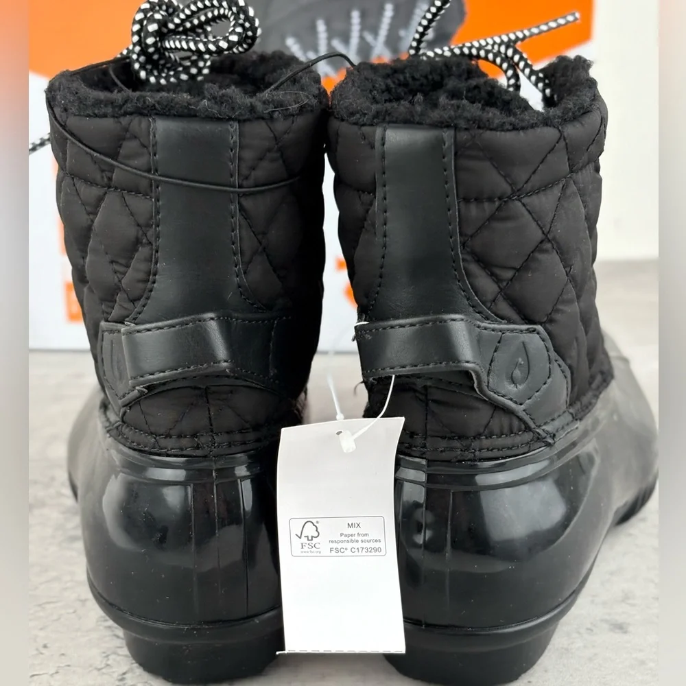 Sporto Ladies‎  Water Repellant Duck Boot, Black New , Size 6 New In Box